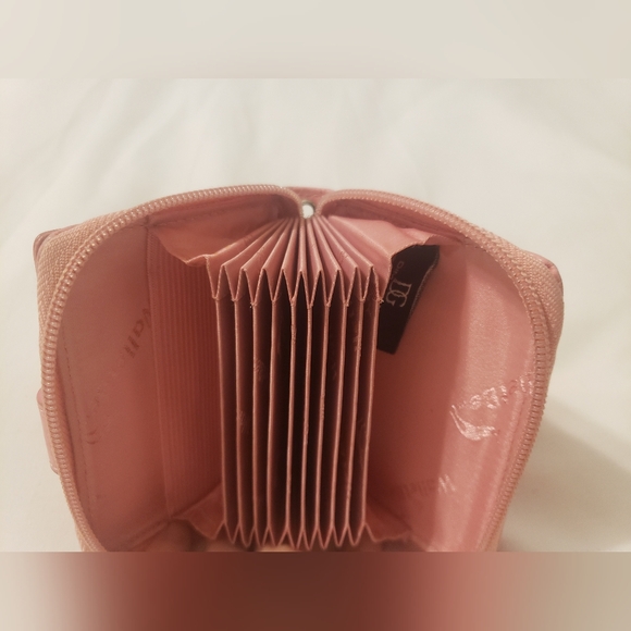 Pink Dimo Gear WalletBe - Picture 4 of 10